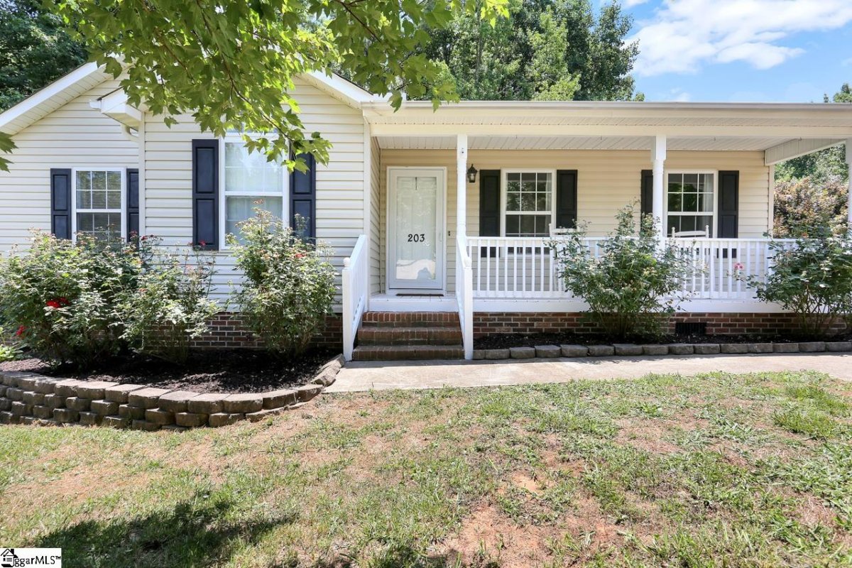 203 Kingsman Lane