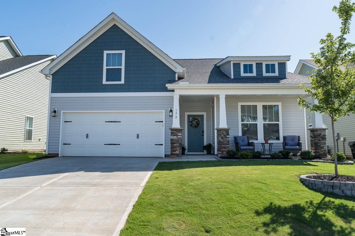 172 Foxbank Circle