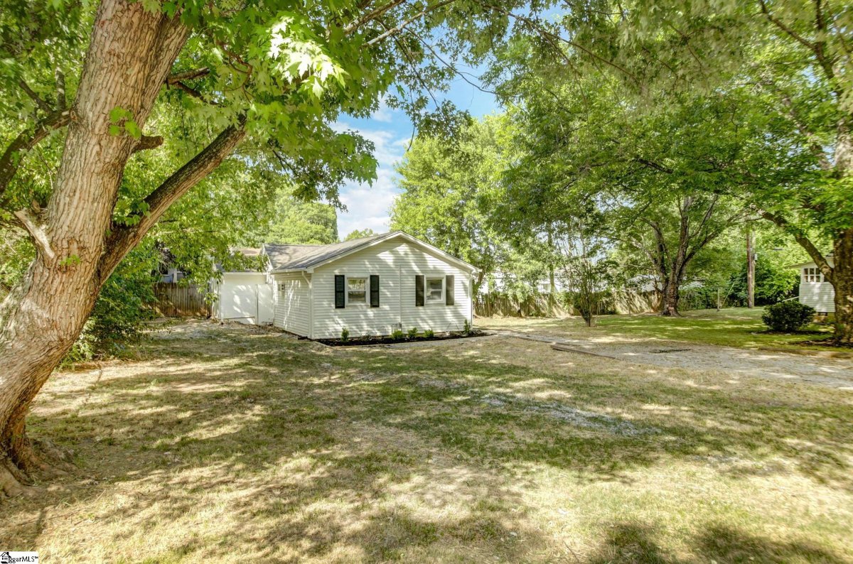 19 Adger Street