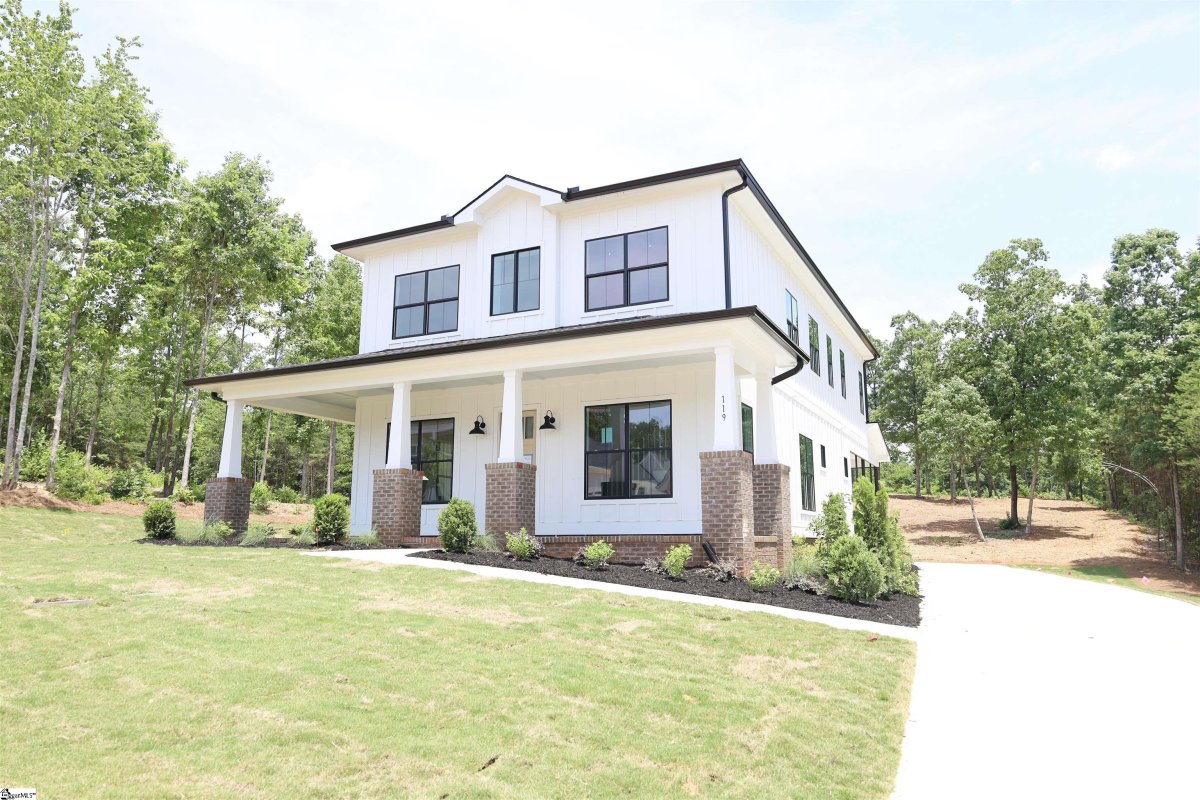 119 Pinelands Place