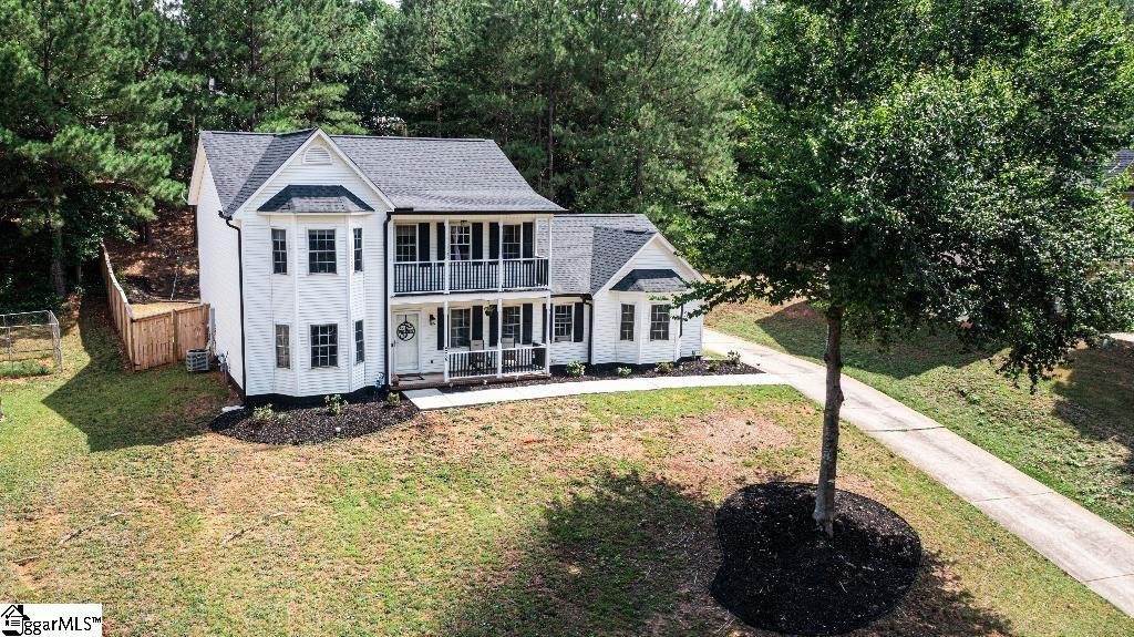 205 Courtneybrook Trail
