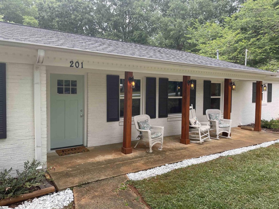 201 Bellview Drive