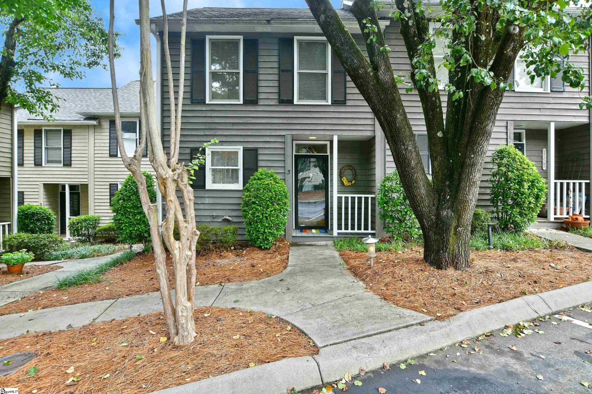 99 Falcon Crest Drive Unit 3