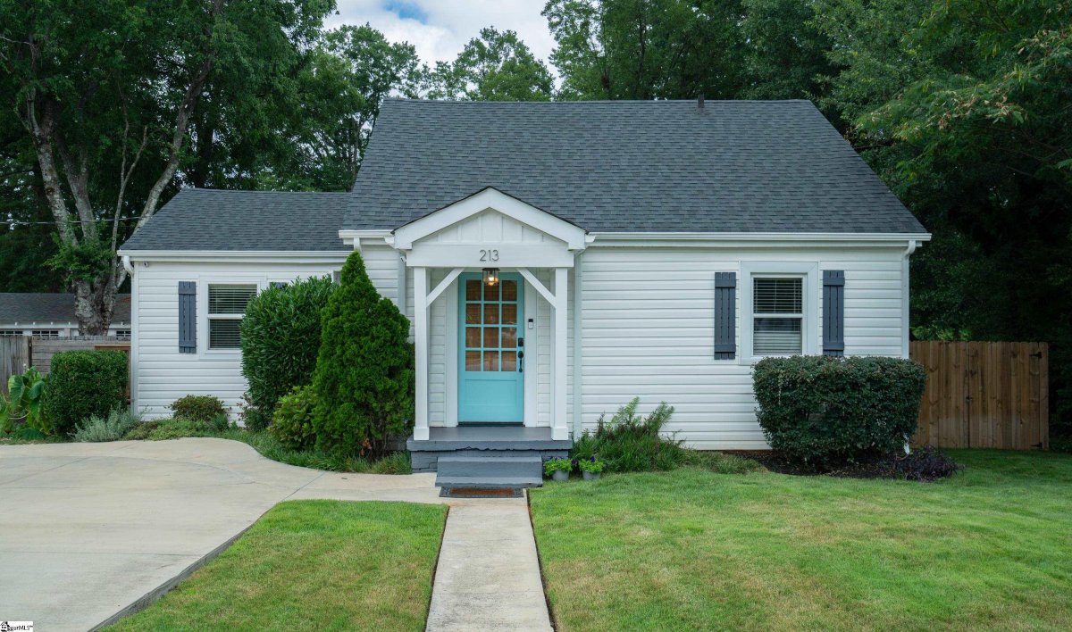 213 Beechwood Avenue