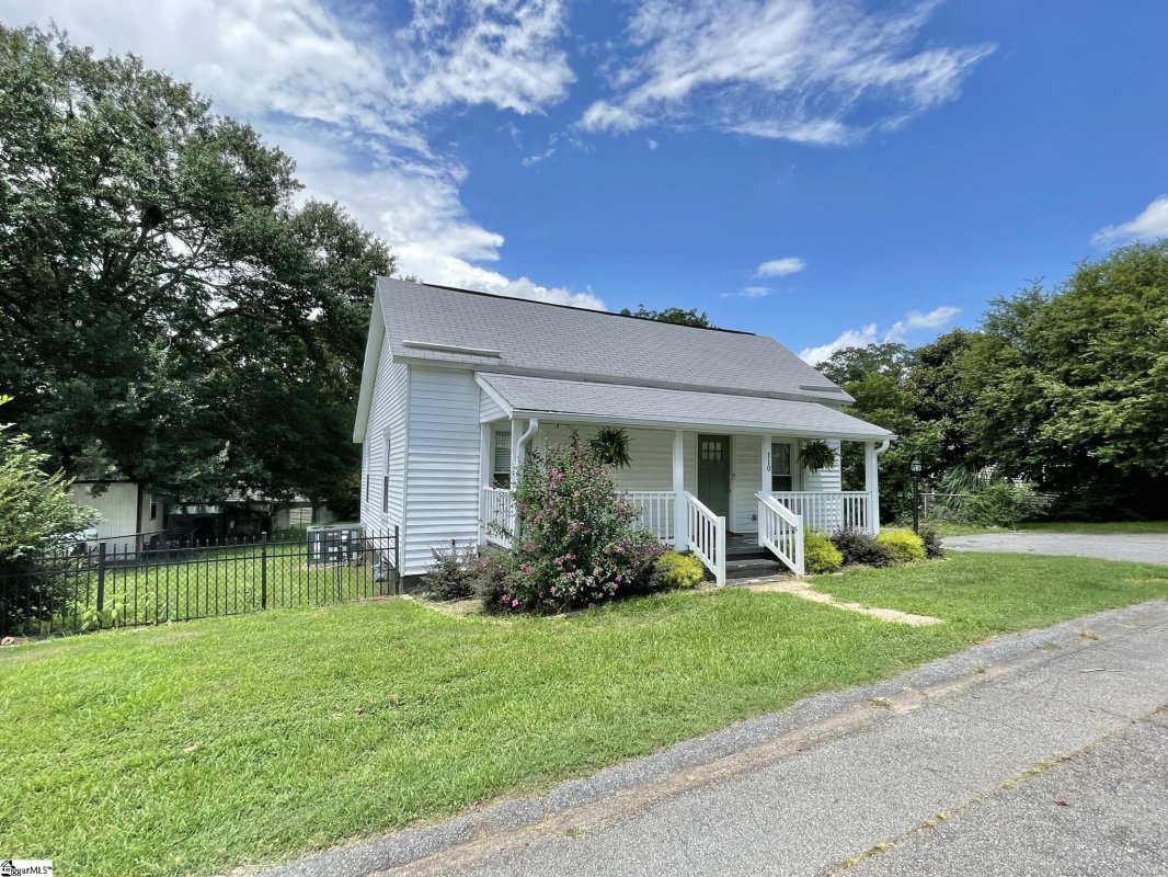 110 Byrnes Street
