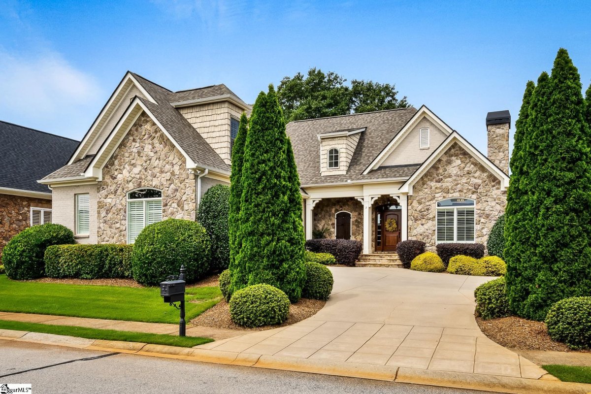 2 Henson Place