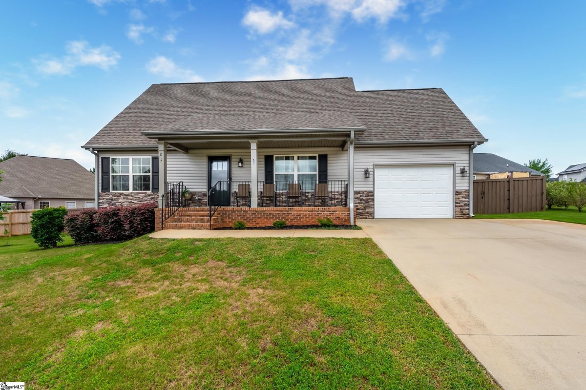 817 Skipping Rock Court