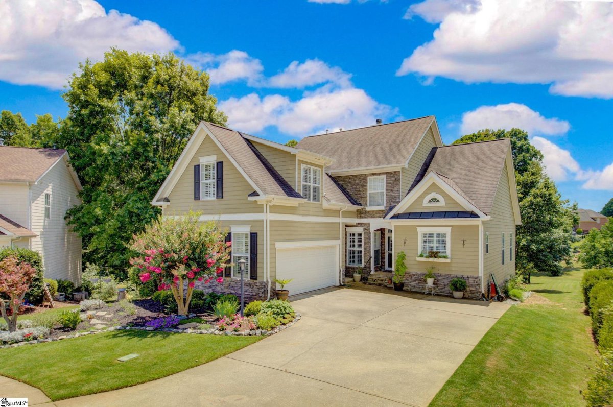 814 Waterwalk Court