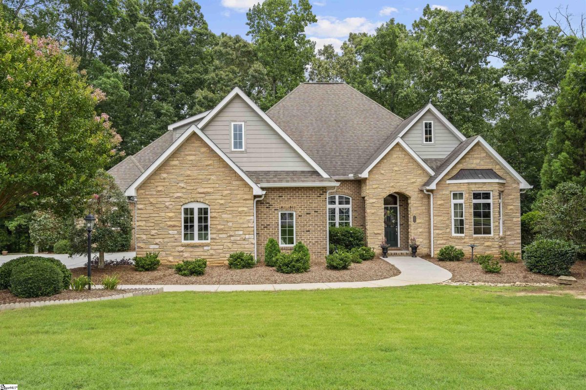 237 Andalusian Trail