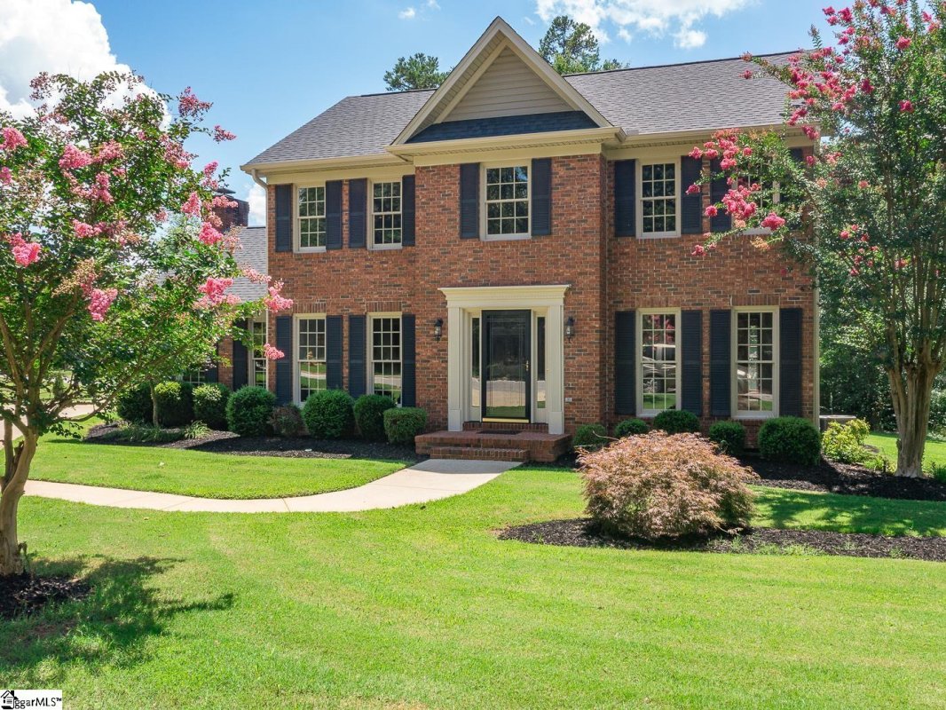 1 Bernwood Drive