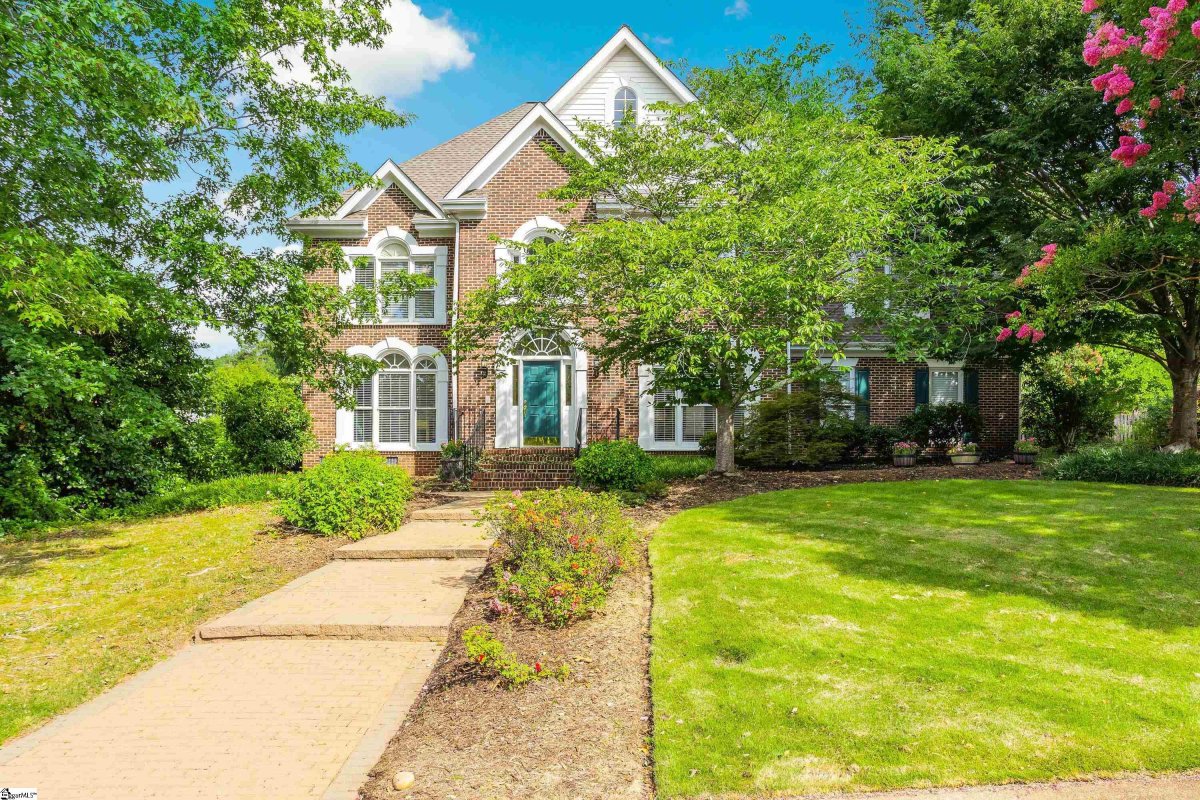 108 English Oak Drive