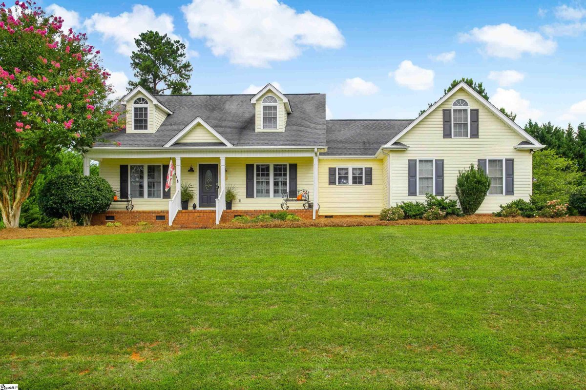 1 Pearle Brook Lane
