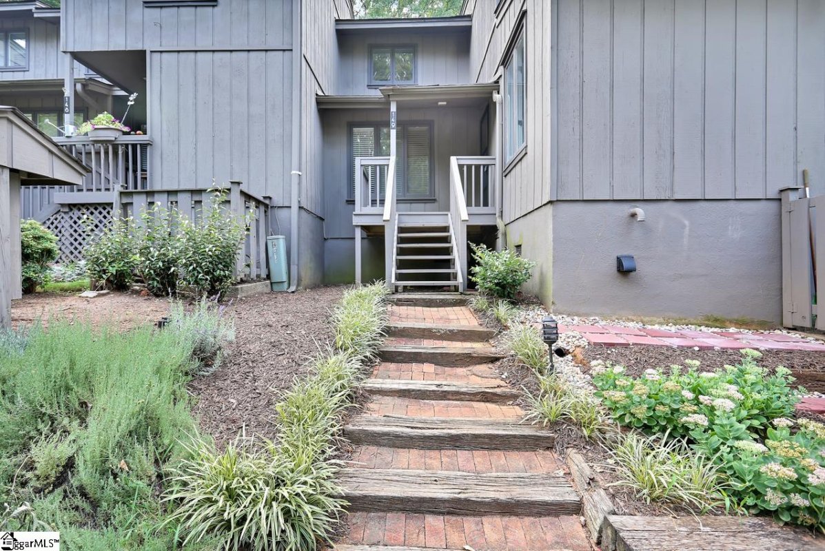 149 Ingleoak Lane