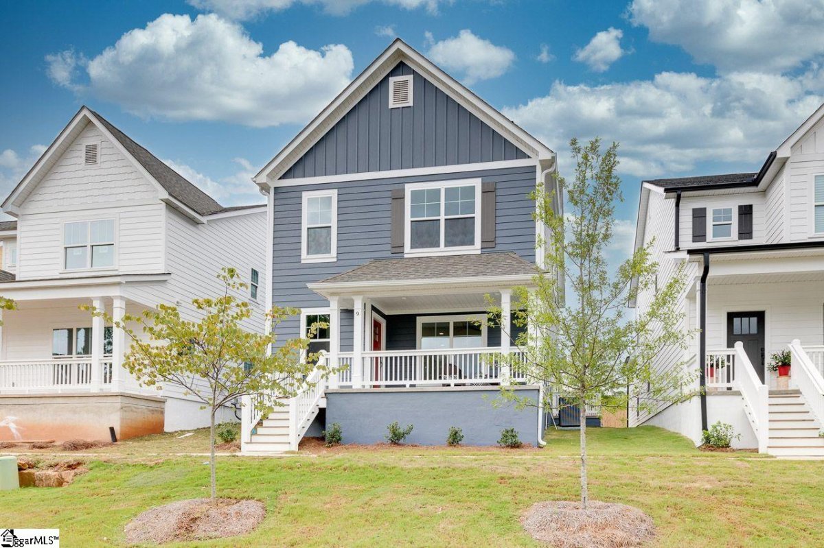 9 Logan Knoll Lane