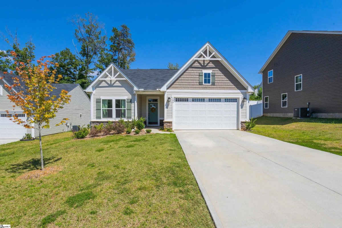 104 Henley Court