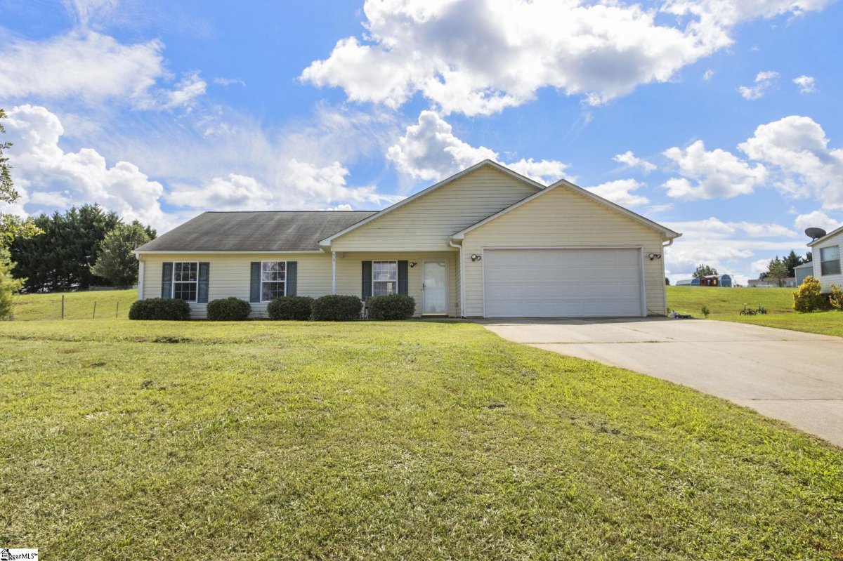 106 Blackbird Lane