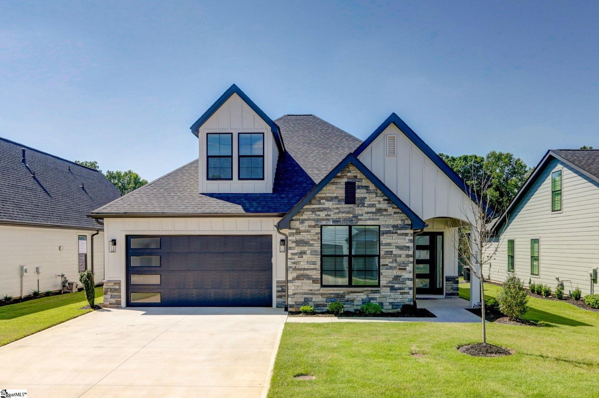 214 Horse Tack Trail