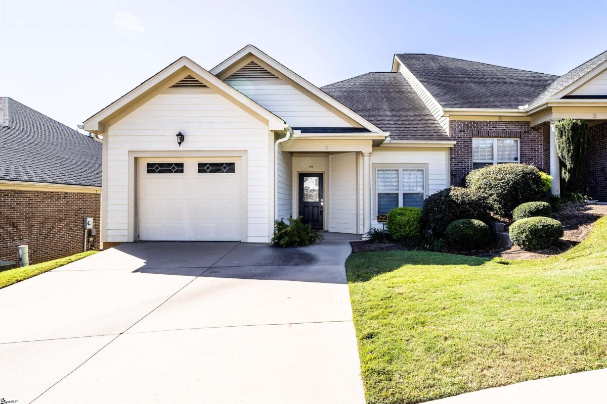 4 Shady Hollow Lane