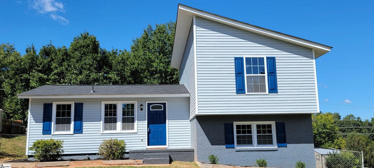 114 Sherry Lane