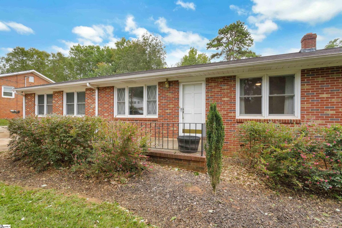 11 Arlene Drive