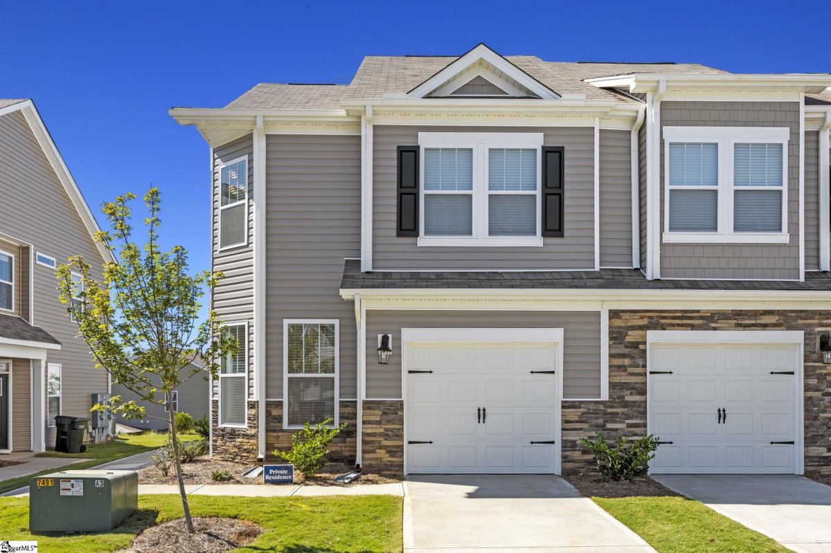 20 Planters Place