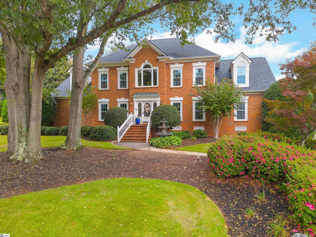 105 Scarborough Drive