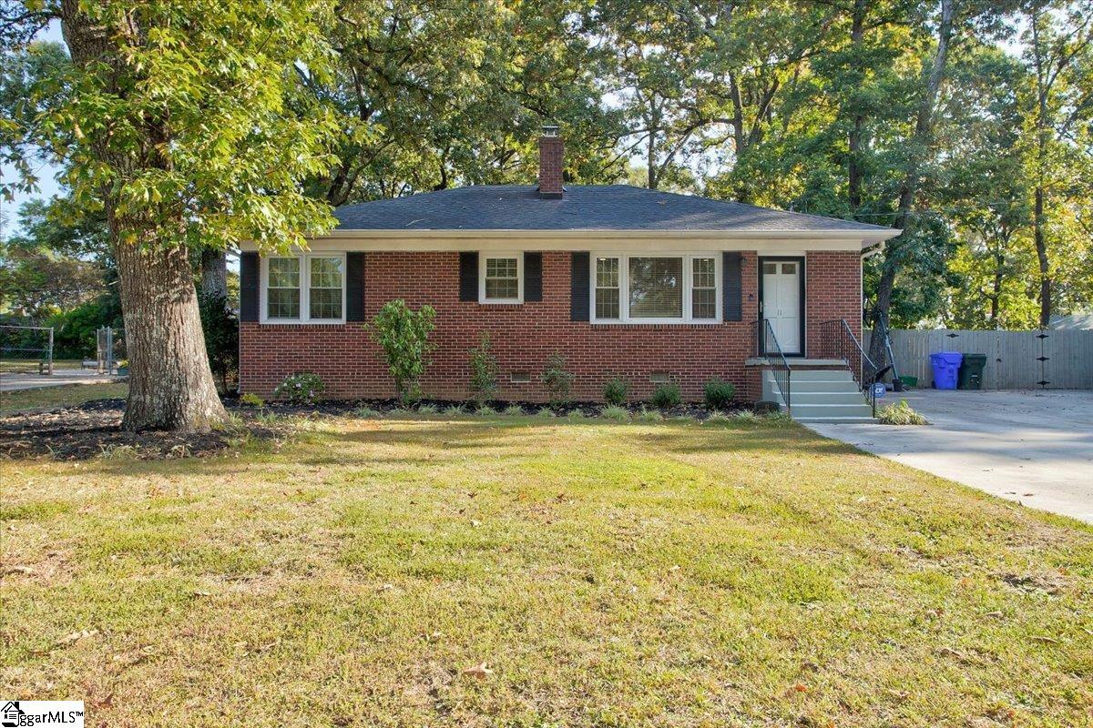 11 Claremore Avenue