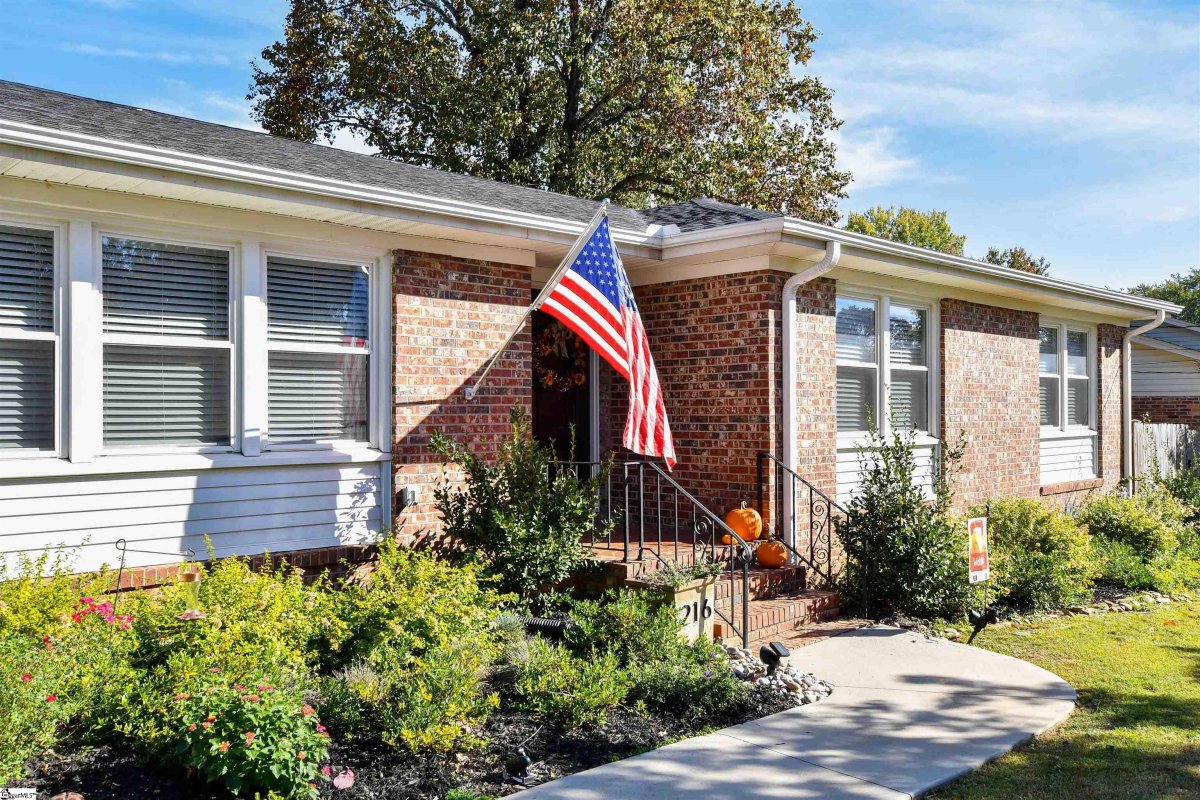216 Balfer Drive