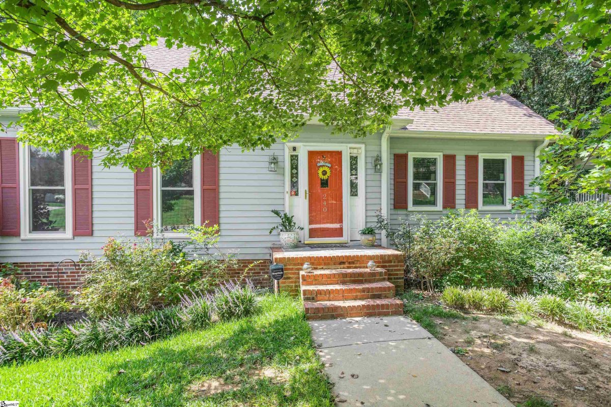 240 Hardwood Road