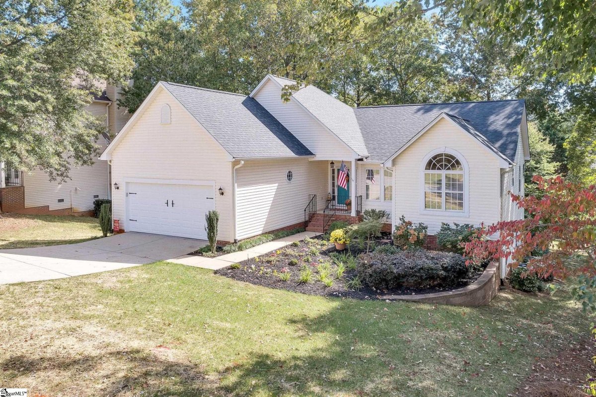200 Timberleaf Drive