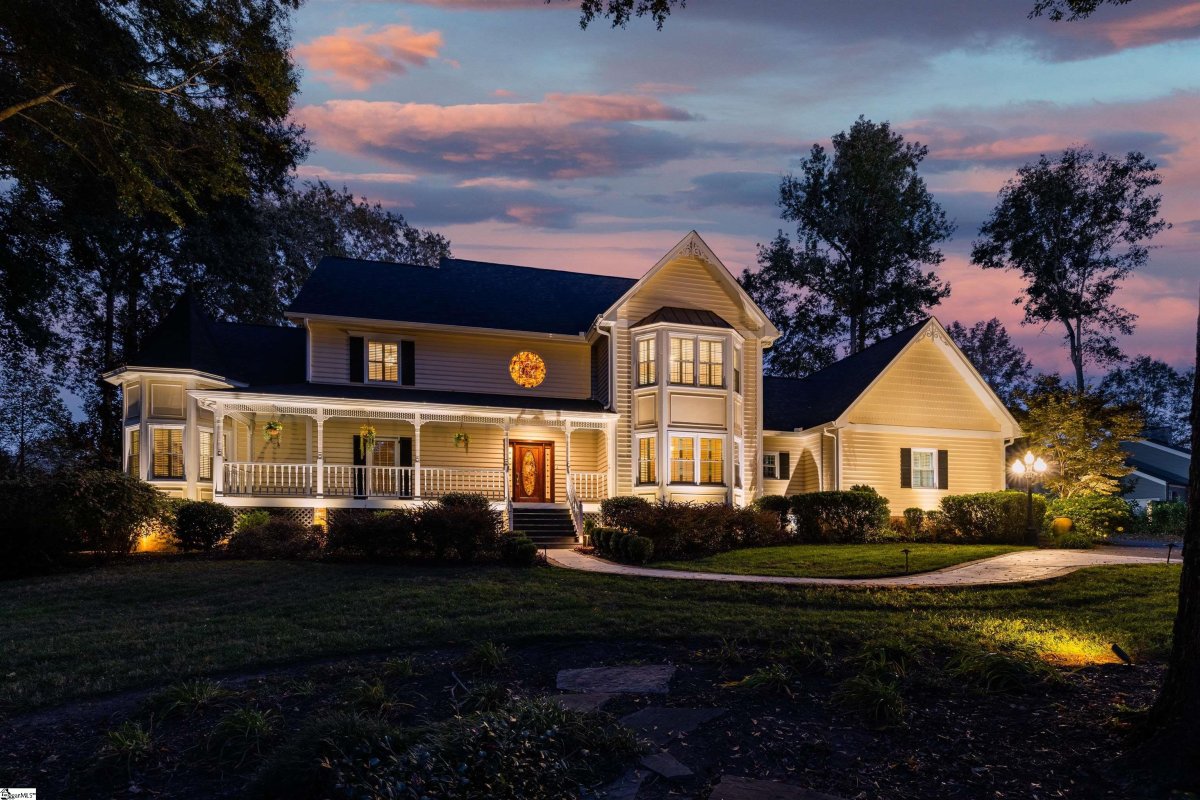 20 Weatherby Drive