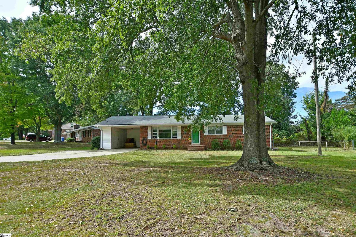 215 Lanewood Drive