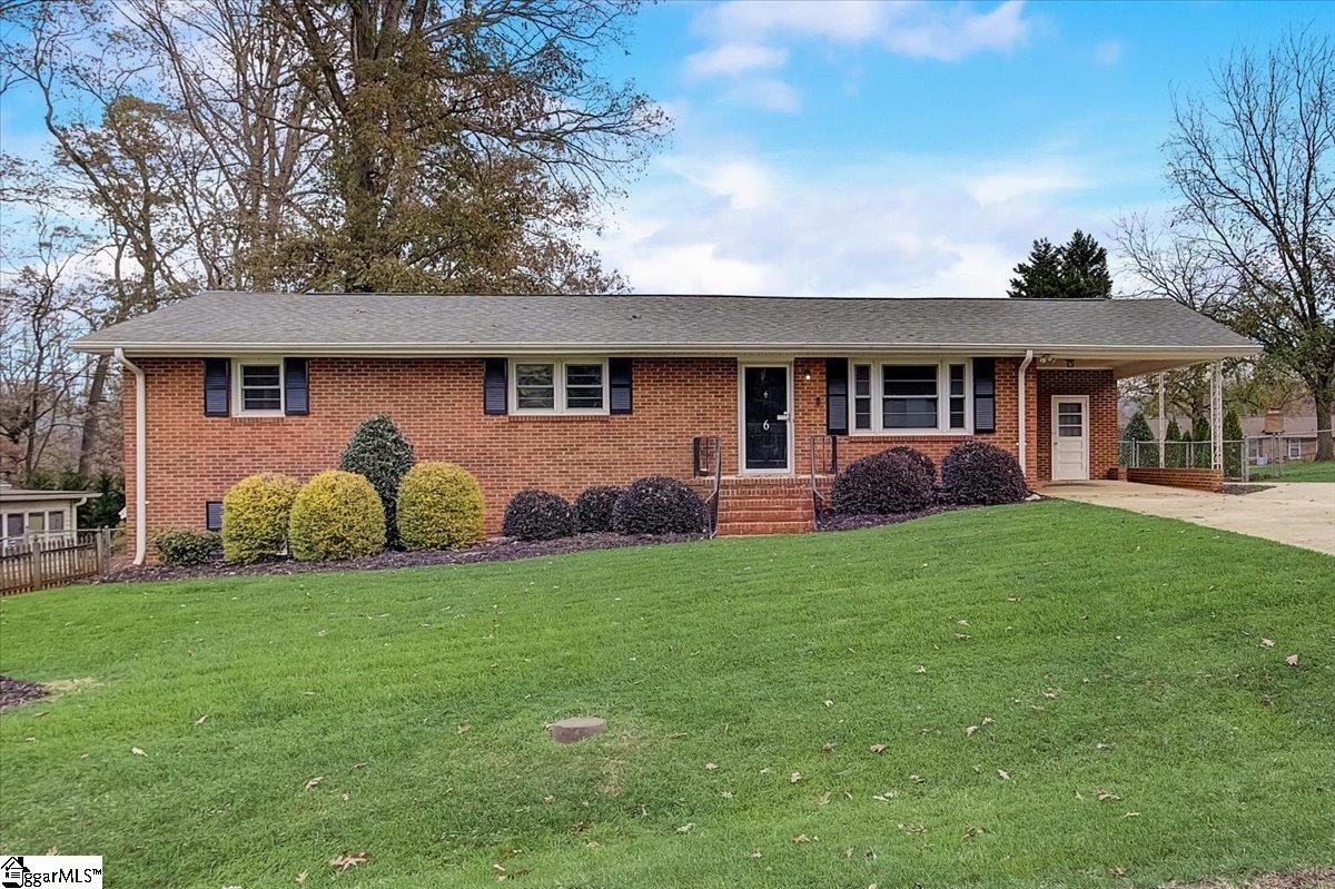 6 Tazewell Drive