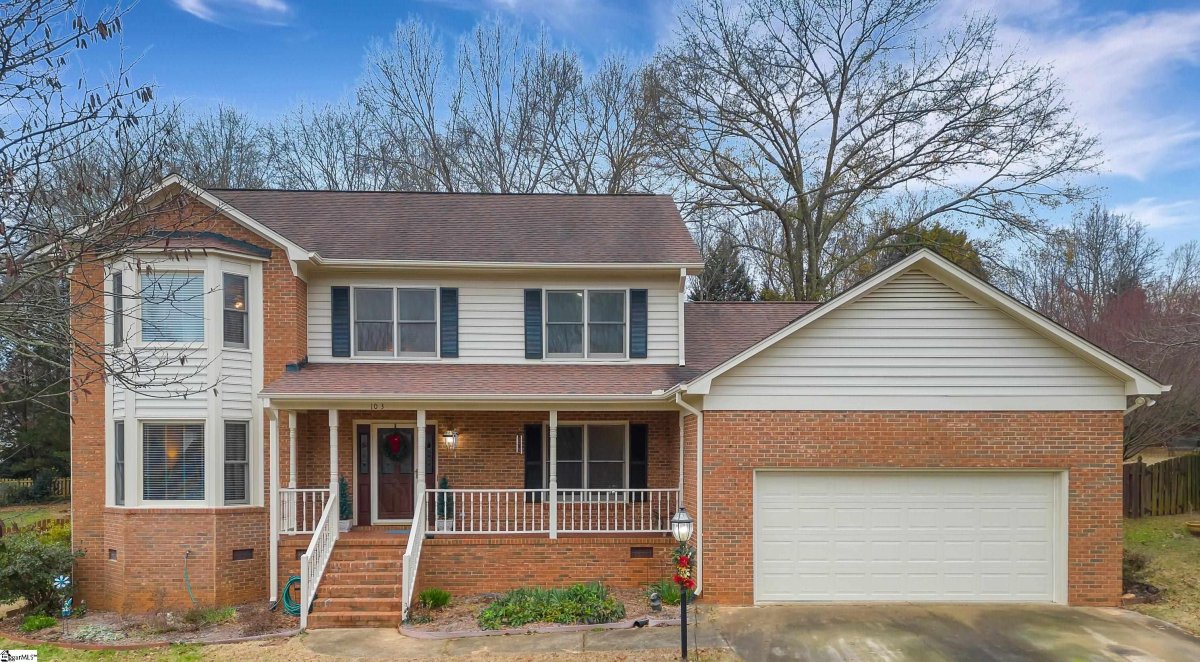 103 Circle Slope Drive