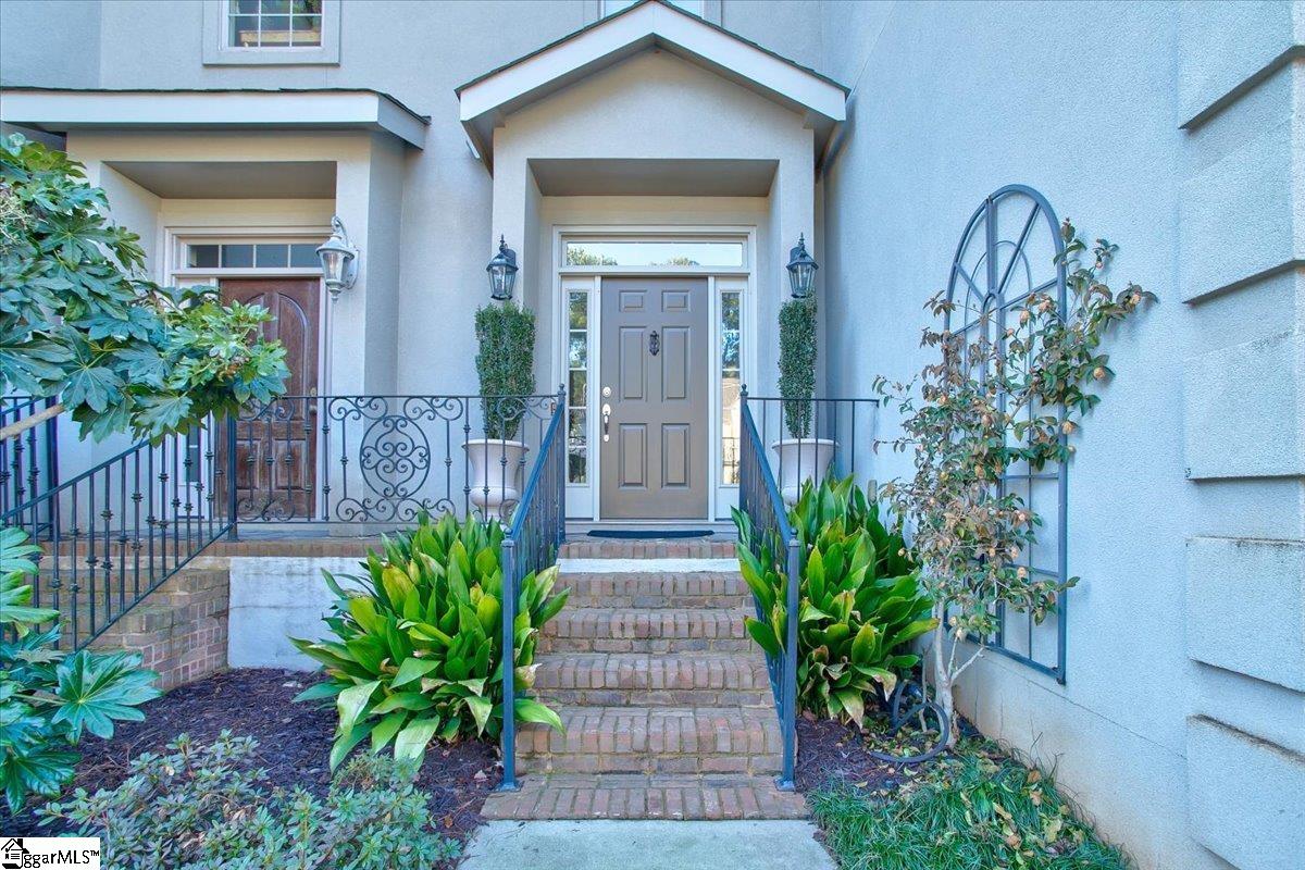 79 Castellan Drive