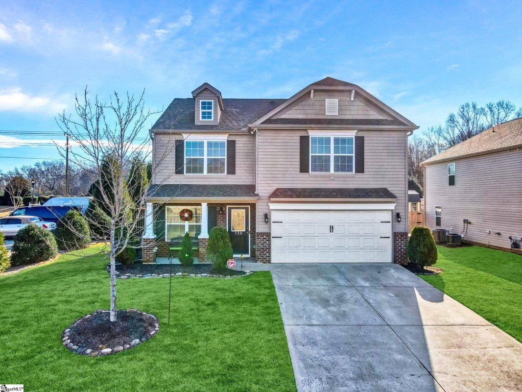 119 Silver Dapple Way