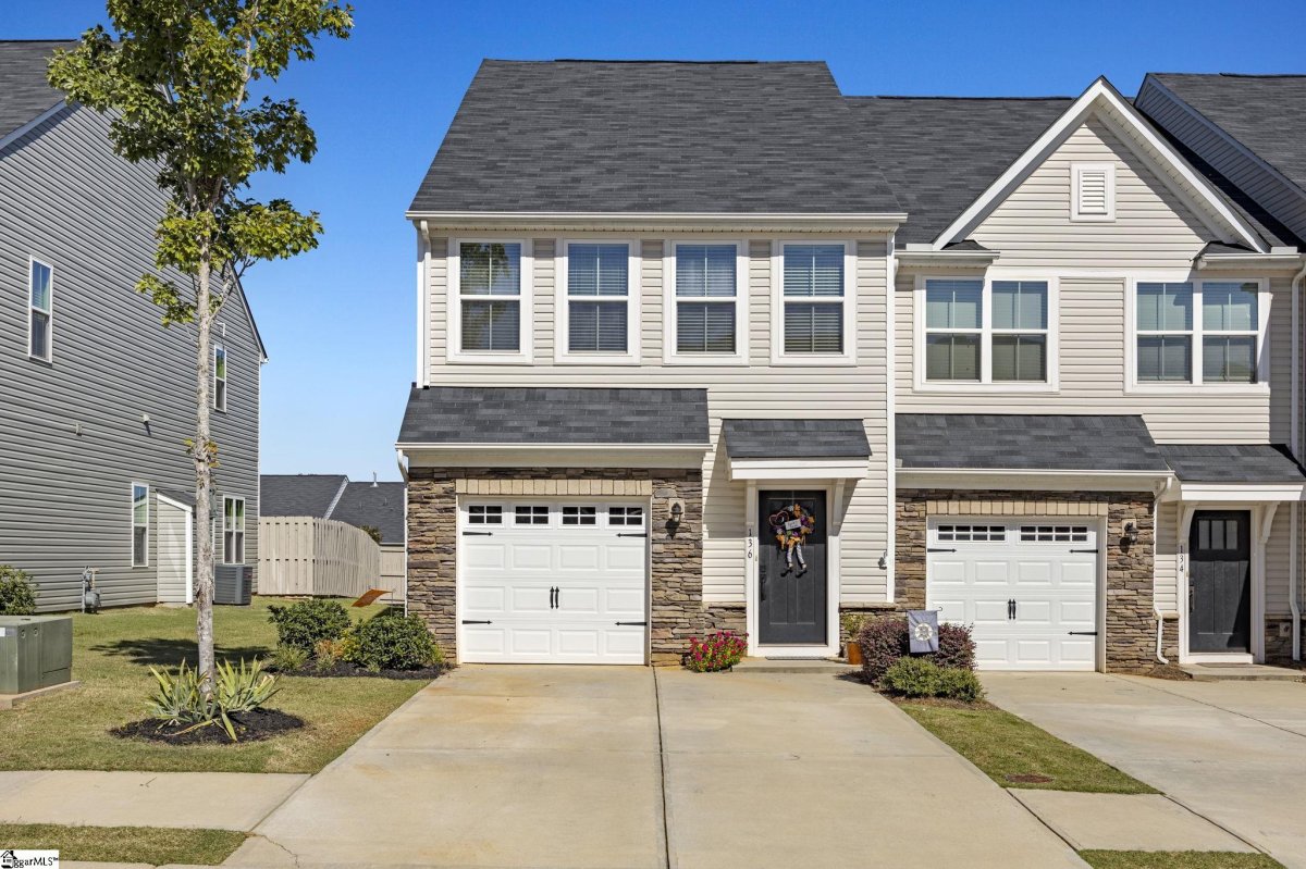 136 Roseridge Drive