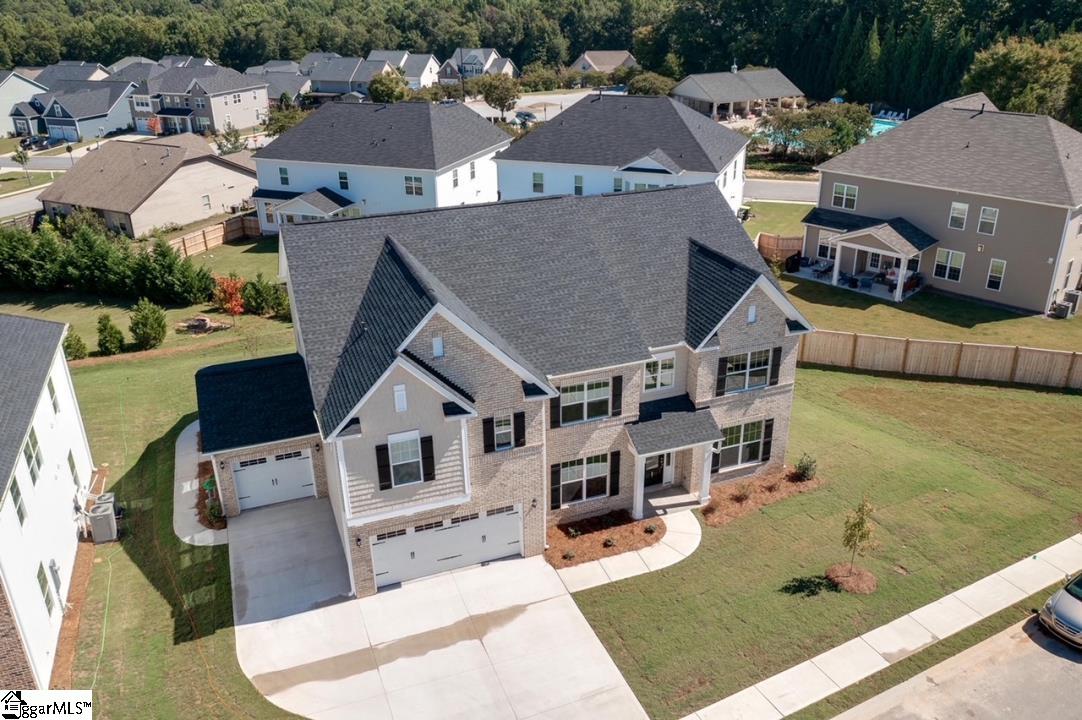 47 Caventon Drive