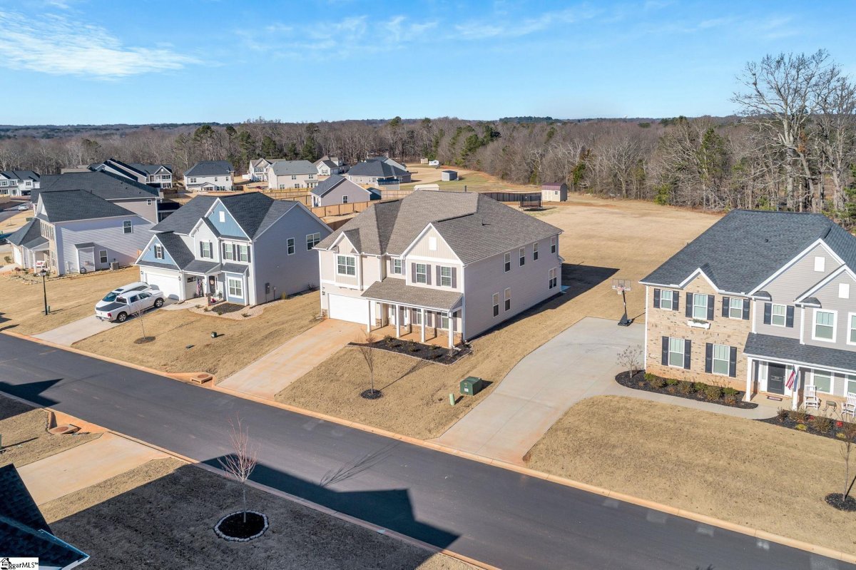 312 Valley Oak Drive