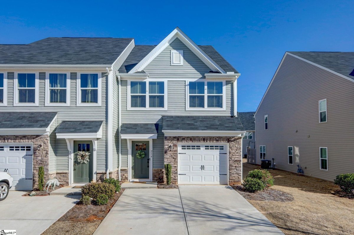 214 Clearwood Drive