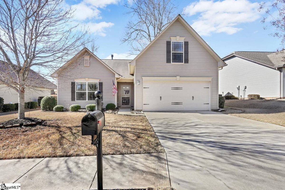 289 Applehill Way