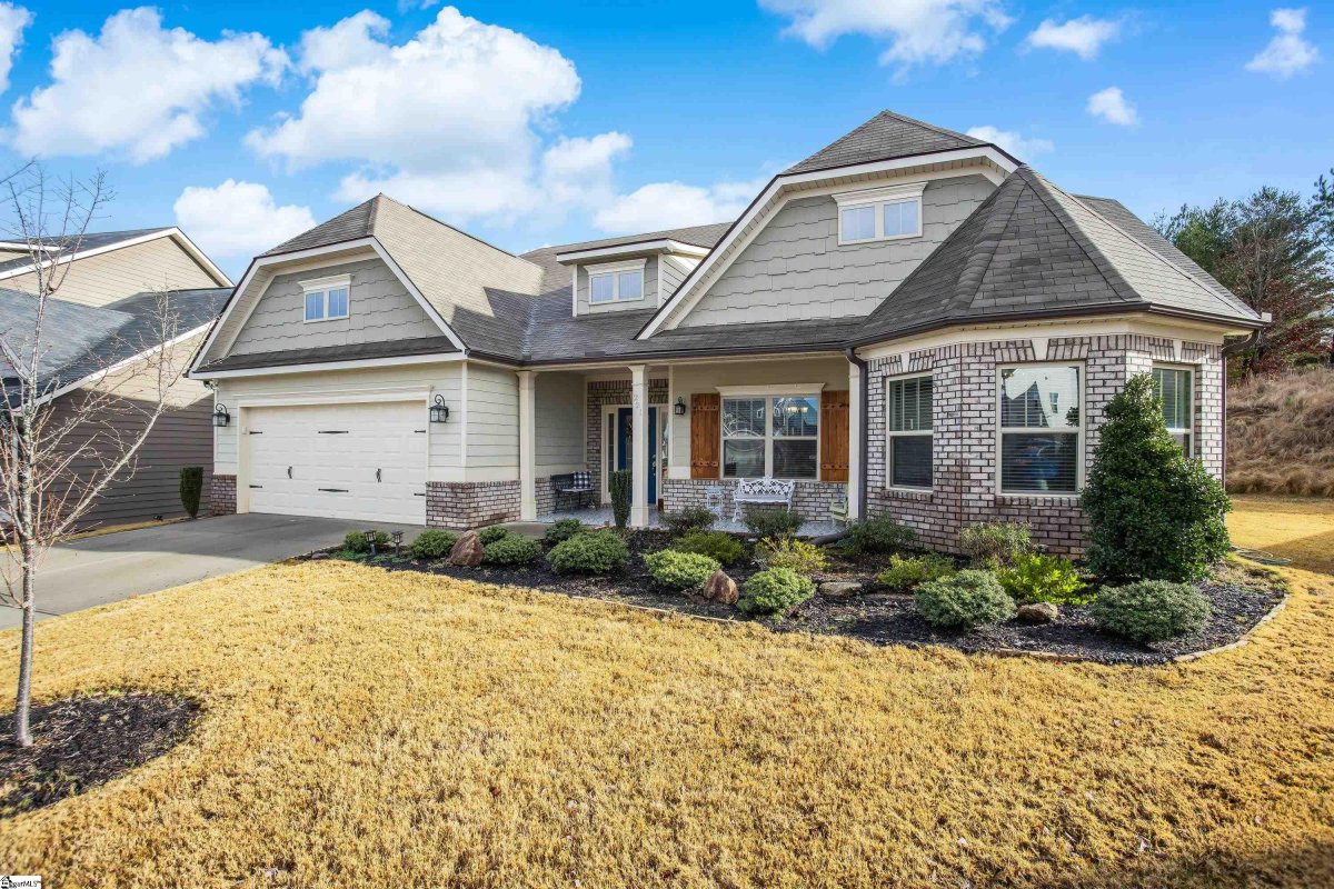221 Grand River Lane