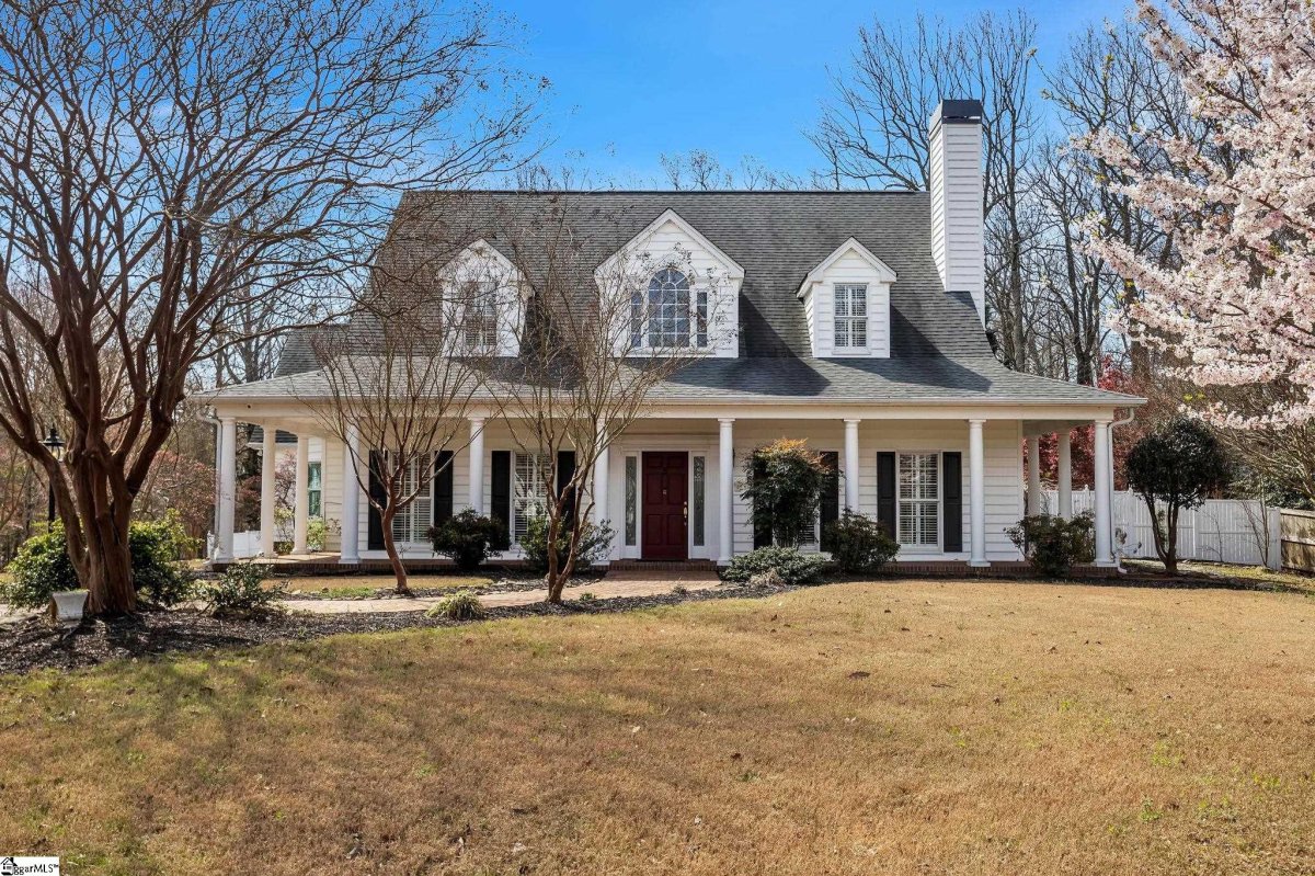 5 Paris Glen Way