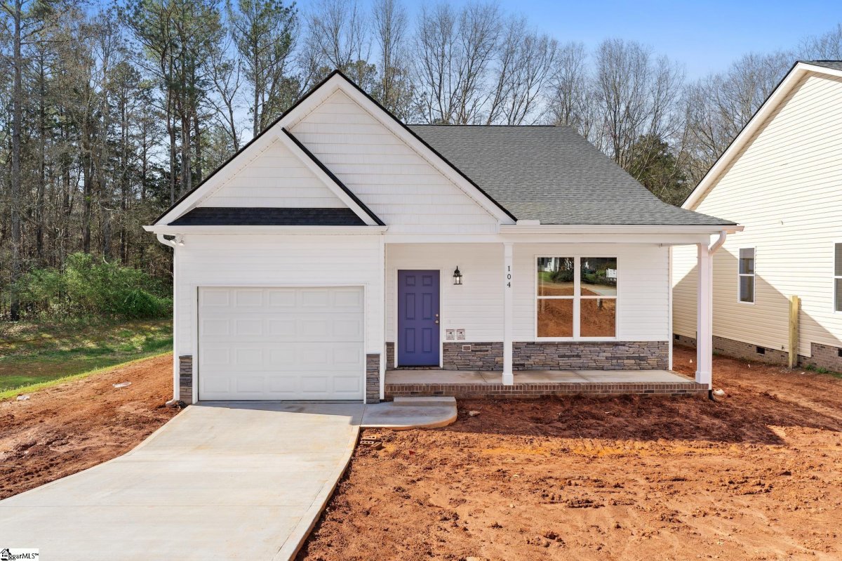104 Colonial Court