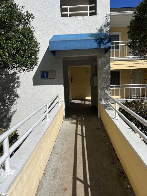 805 Northlake Drive