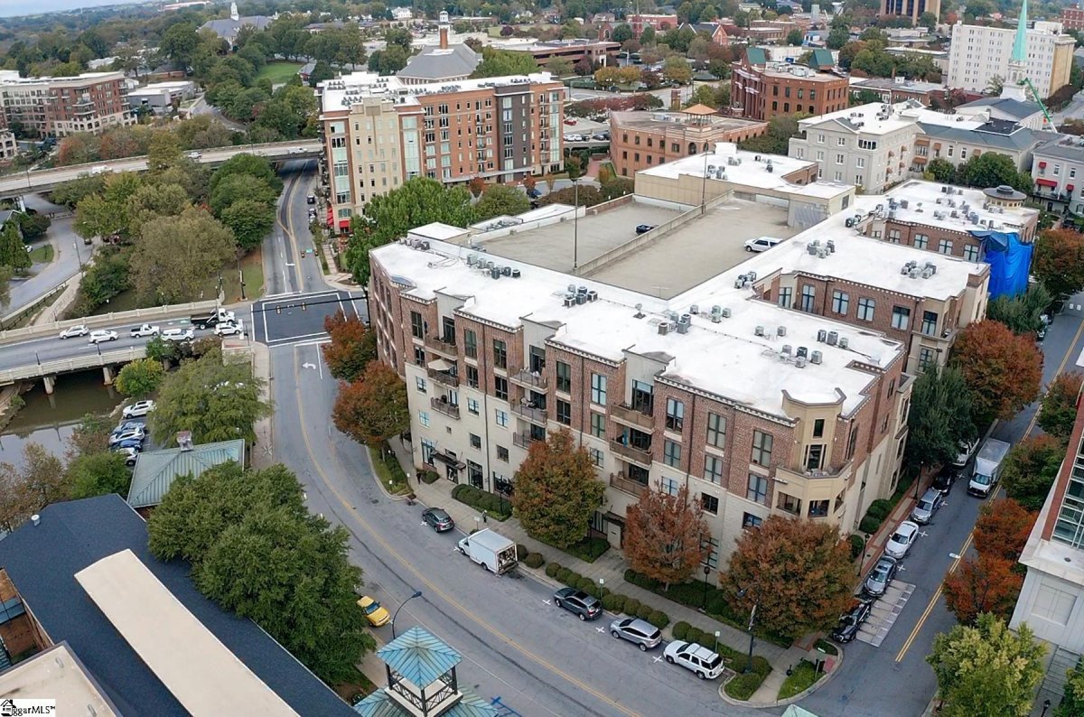 101 W Court Street Unit 228