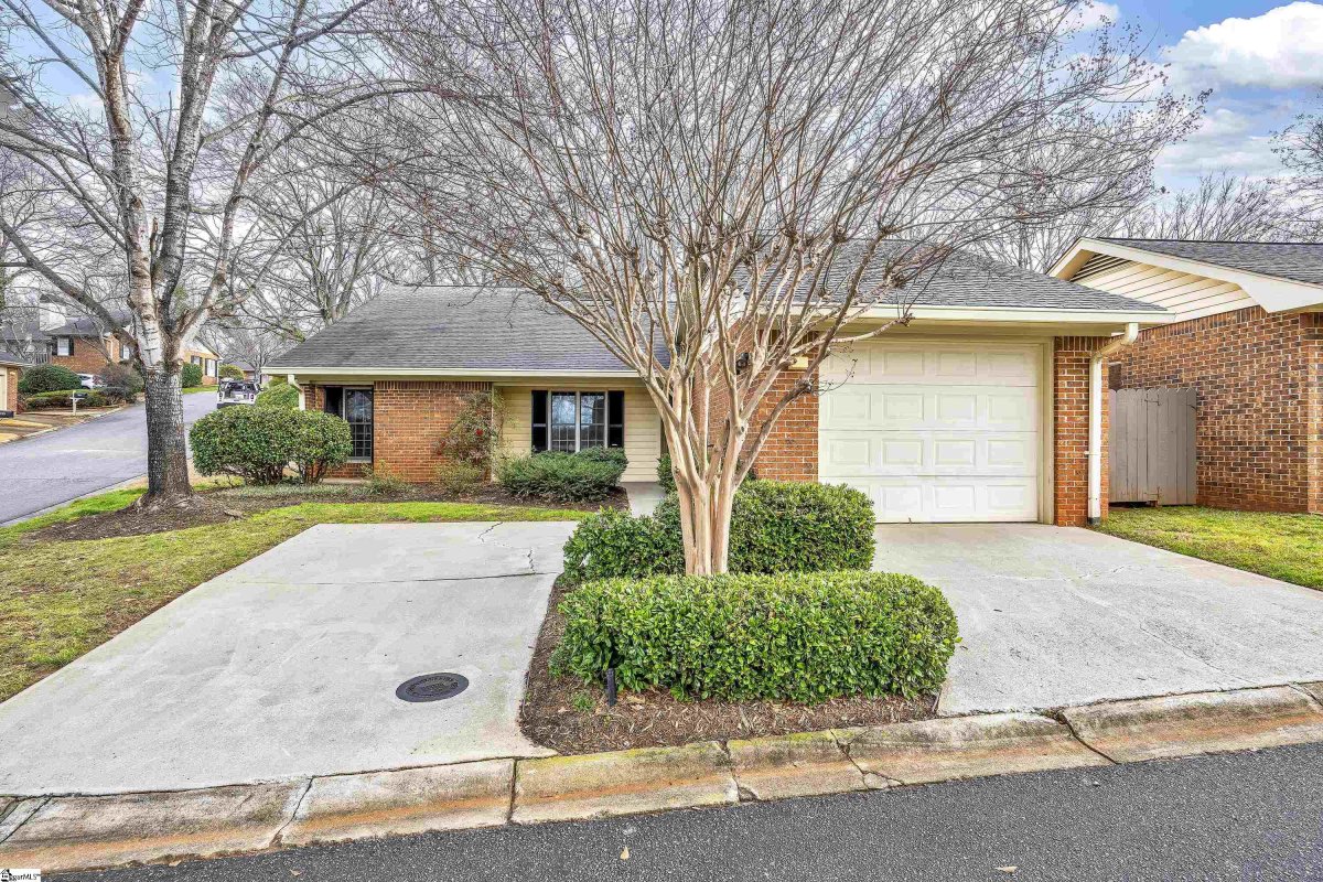 601 Dove Terrace