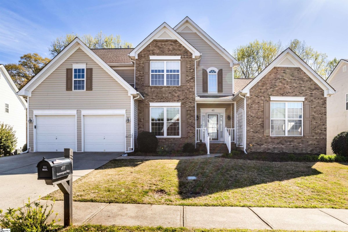 411 Summergreen Way
