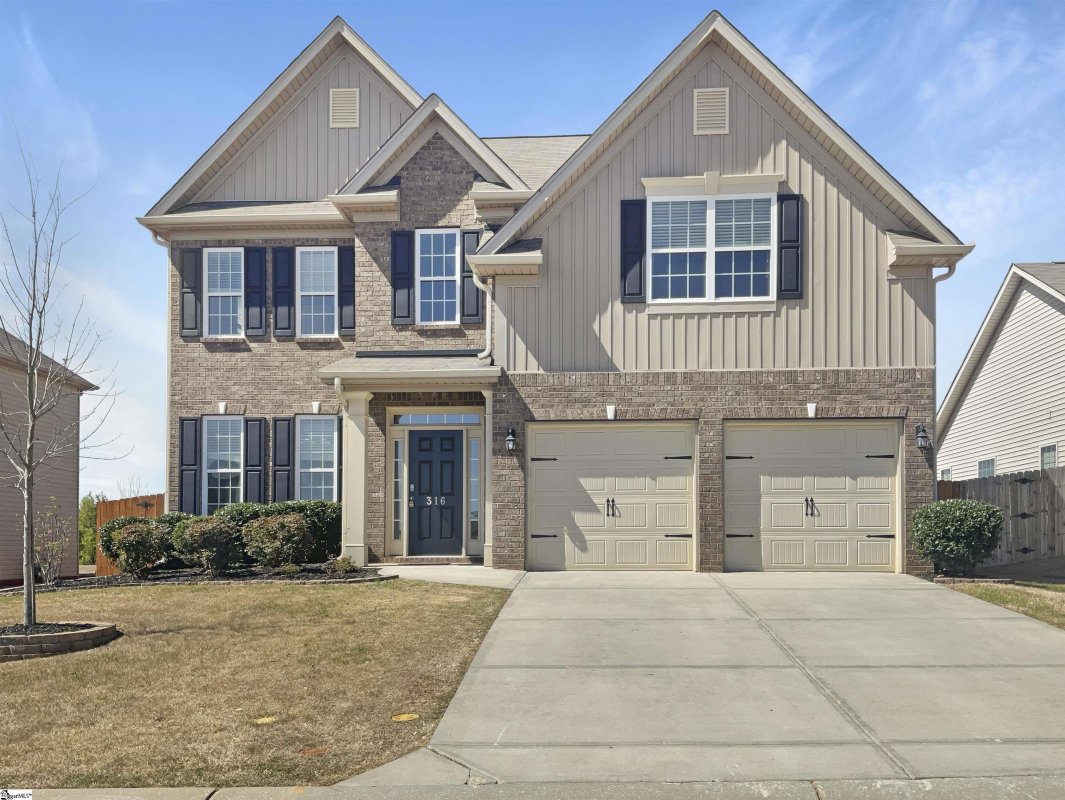 316 Meadowpark Lane