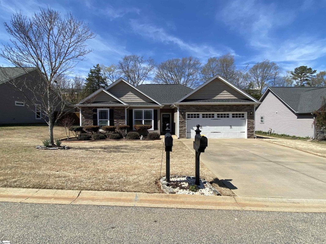 1045 Blythwood Drive